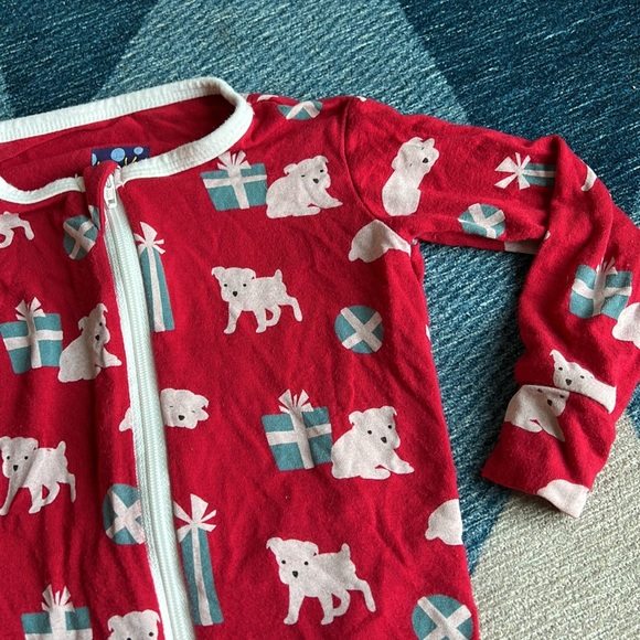 Kickee Pants 9-12 months Christmas Zip Up One Piece Puppies - Picture 4 of 16